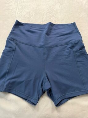 OFFLINE By Aerie The Hugger High Waisted Pocket Bike Short Navy Sz Large E27